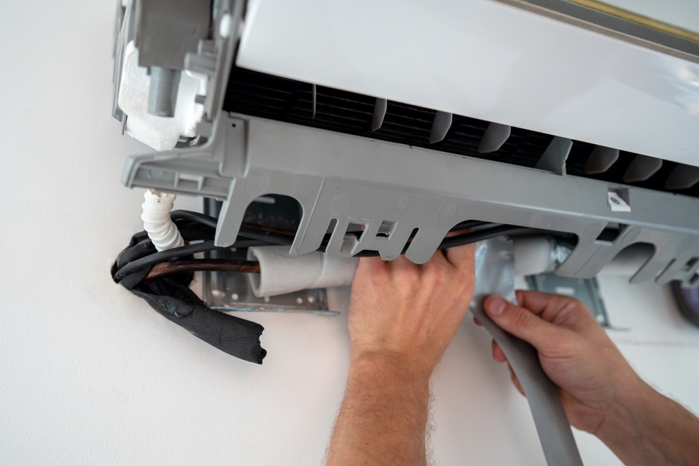 The Ultimate Guide to Spotting and Fixing an AC Condenser Leak